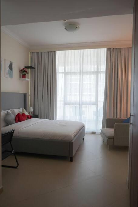 Serenity View: Modern 1BR in Dubai Marina Exterior photo