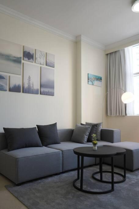 Serenity View: Modern 1BR in Dubai Marina Exterior photo