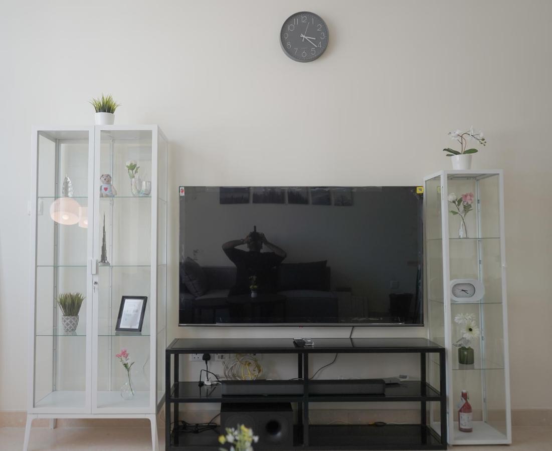 Serenity View: Modern 1BR in Dubai Marina Exterior photo